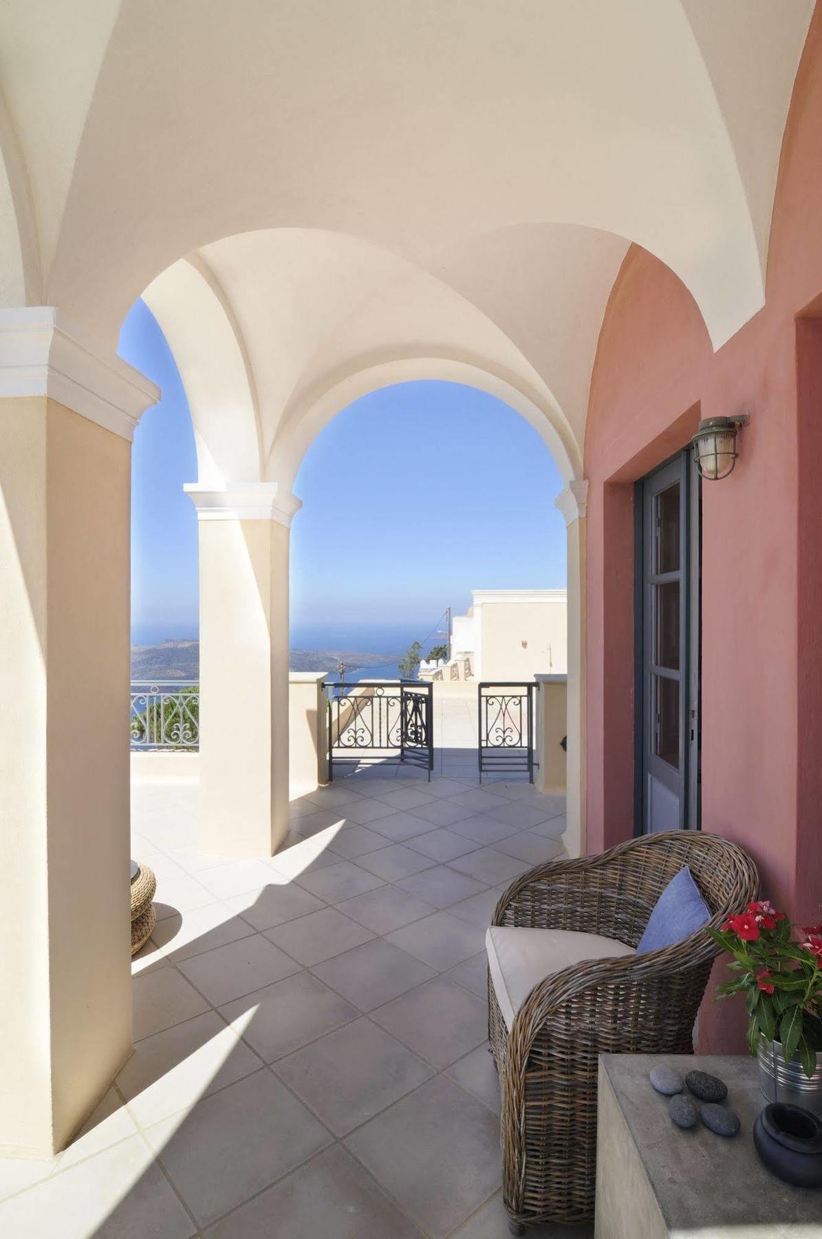 Archipel Mansion Villa Fíra Kültér fotó